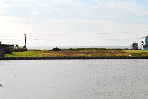 235 County Road 230, Sargent, TX 77414