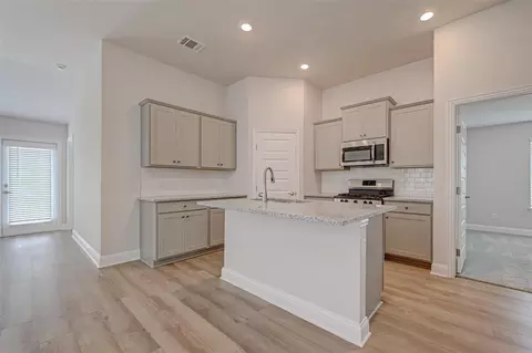 Entry Way - 424 Bryan Way, Angleton, TX 77515 photo 1 of 1