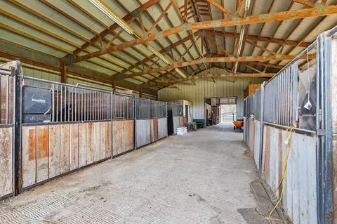 8625 Sandy Point Rd, Bryan, TX 77807 photo 11