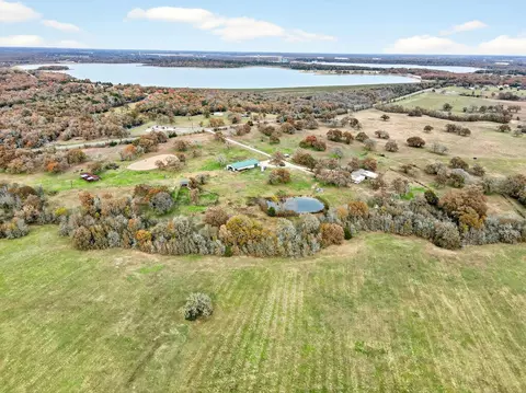 8625 Sandy Point Rd, Bryan, TX 77807 photo 4