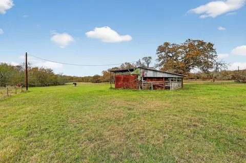 8625 Sandy Point Rd, Bryan, TX 77807 photo 7