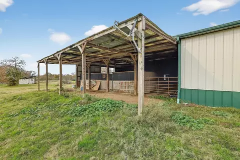 8625 Sandy Point Rd, Bryan, TX 77807 photo 16
