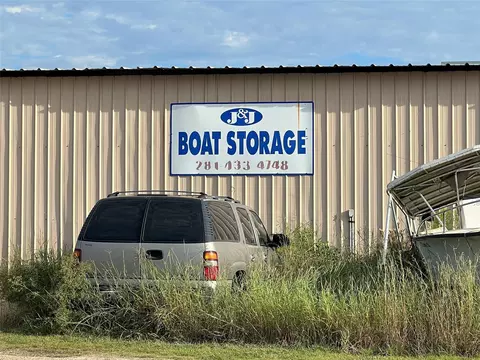 3320 E Highway 332, Freeport, TX 77541
