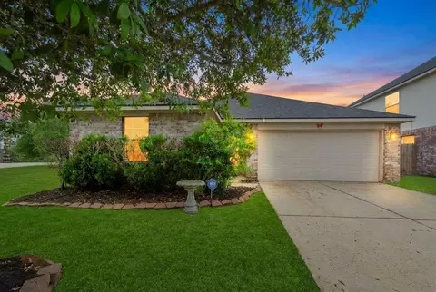 29003 Fox Fountain Ln, Spring, TX 77386