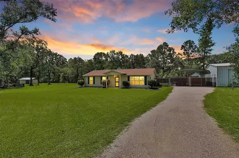 814 Whipporwill Rd, Conroe, TX 77303 photo 1