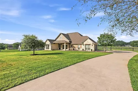 7588 Los Lobos Dr, Bryan, TX 77808