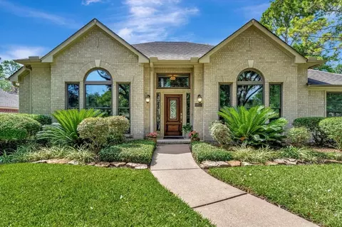 15702 Park Center Way, Houston, TX 77059