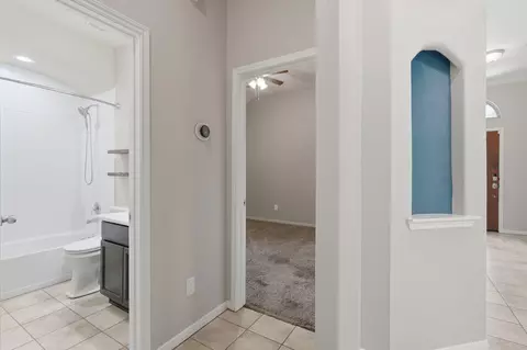 Entry Way - 9217 Silver Back Trl, Conroe, TX 77303 photo 7 of 8