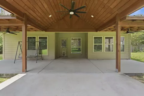Exterior - 9217 Silver Back Trl, Conroe, TX 77303 photo 6 of 14