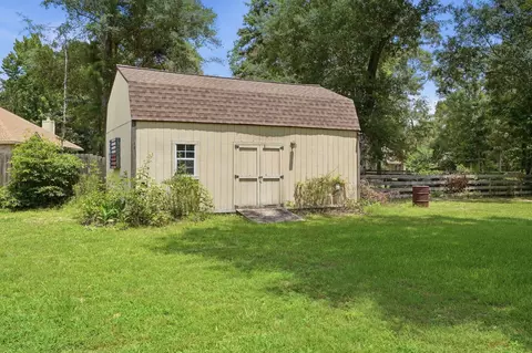 Exterior - 9217 Silver Back Trl, Conroe, TX 77303 photo 10 of 14