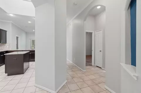 Entry Way - 9217 Silver Back Trl, Conroe, TX 77303 photo 5 of 8