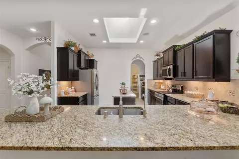 Kitchen - 9114 Silver Back Trl, Conroe, TX 77303 photo 1 of 2