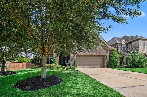 641 Kickapoo Ct, Webster, TX 77598 photo 38