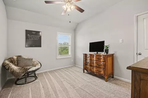641 Kickapoo Ct, Webster, TX 77598 photo 32