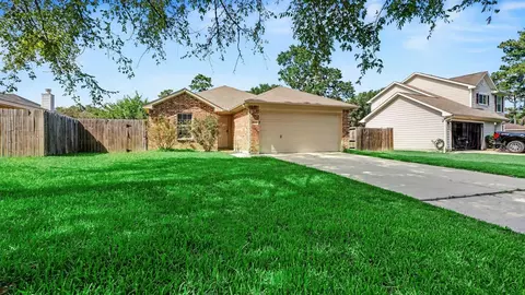 17123 Broken Back Dr, Crosby, TX 77532