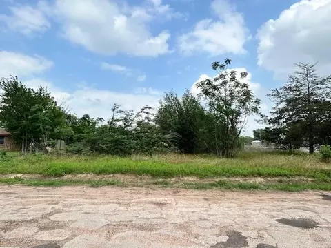 0 2nd St, Hempstead, TX 77445 photo 4