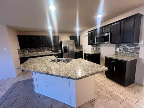 Kitchen - 23318 Brat Pass Dr, Spring, TX 77373 photo 7 of 8