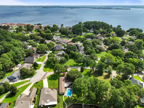 14691 Diamondhead S, Conroe, TX 77356 photo 9