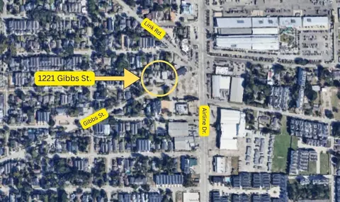 1211 Gibbs St, Houston, TX 77009