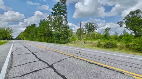 17171 E Fm 1097 Rd, Willis, TX 77378 photo 9