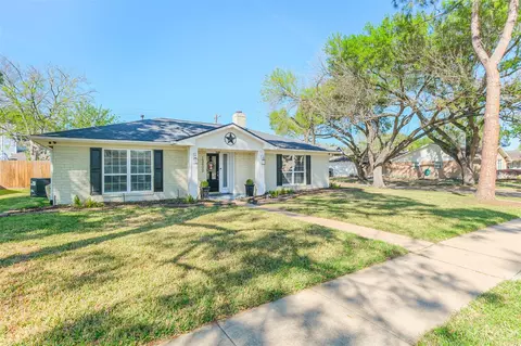 12802 Westmere Dr, Houston, TX 77077