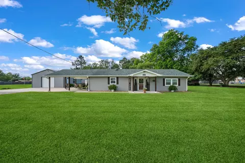 488 County Road 2016, Liberty, TX 77575