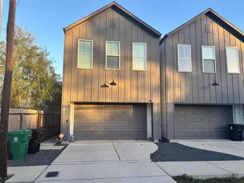 6831 Paris St, Houston, TX 77021