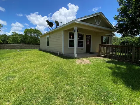 13023 Pleasant Valley Dr, Rosharon, TX 77583
