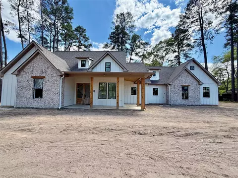 11486 Almond Ct, Plantersville, TX 77363
