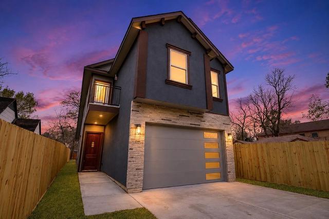 8422 Lanewood Dr, Houston, TX 77016