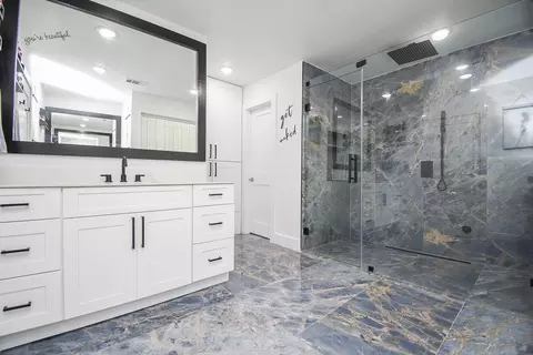 624 N Eldridge Pkwy #12, Houston, TX 77079