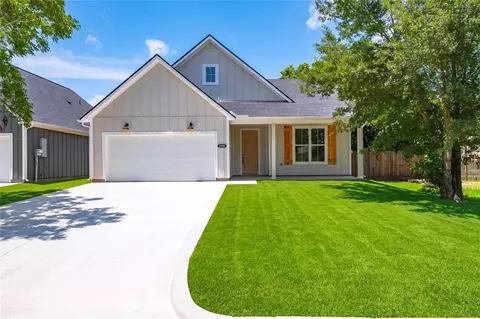 2408 28th Ave N, Texas City, TX 77590