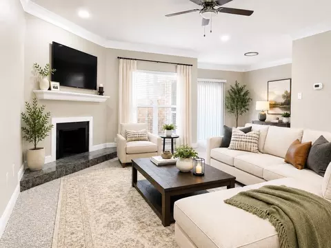 9707 Richmond Ave #77, Houston, TX 77042