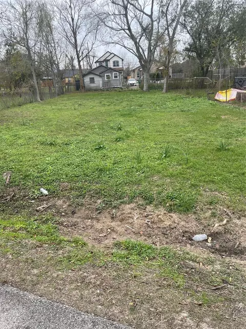 00 Wayne Street St, Houston, TX 77026