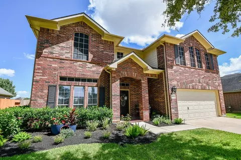 831 Aqua Vista Ln, Rosenberg, TX 77469