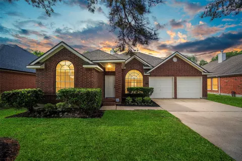 20023 Crossvine Trail Ln, Cypress, TX 77433