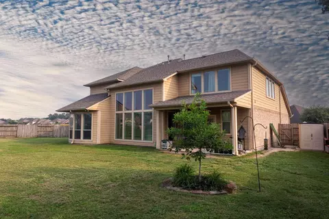 2803 Woodland Glen Ln, Conroe, TX 77385