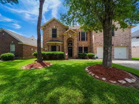 719 Rock Springs Dr, Richmond, TX 77469