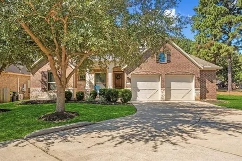 22415 Pine Tree Dr, Tomball, TX 77377 photo 1