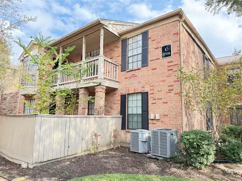 2255 Braeswood Park Dr #117, Houston, TX 77030