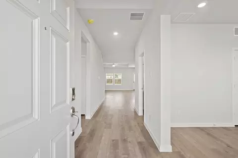 Entry Way - 16969 Hazelnut Dr, Conroe, TX 77302 photo 1 of 3