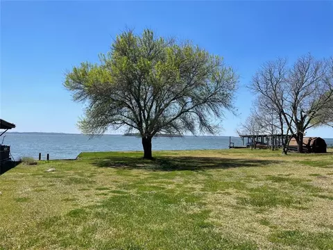 560 566 Weavers Cv, Livingston, TX 77351