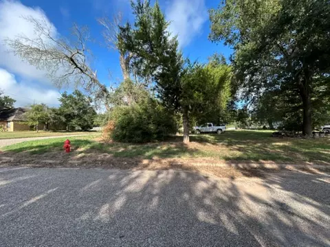 1502 15th St, Hempstead, TX 77445 photo 5
