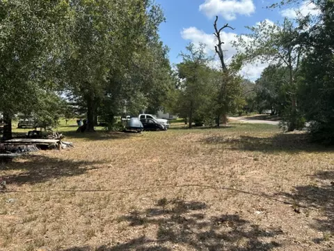 1502 15th St, Hempstead, TX 77445 photo 8