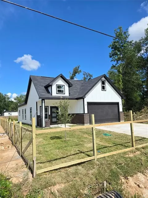 14387 Half Circle St, Splendora, TX 77372