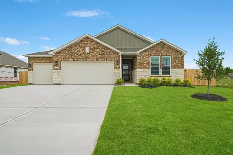 11418 Youngquist Dr, Mont Belvieu, TX 77535