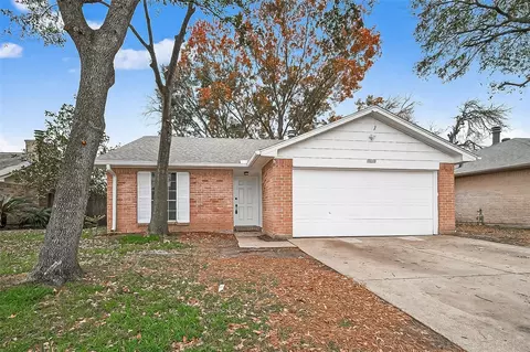 16235 La Terra Dr, Houston, TX 77083