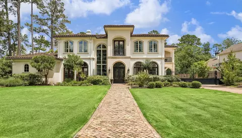 310 Tynebridge Ln, Houston, TX 77024