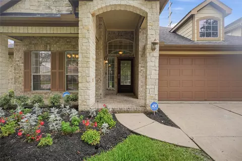 12811 Flat Creek Dr, Pearland, TX 77584