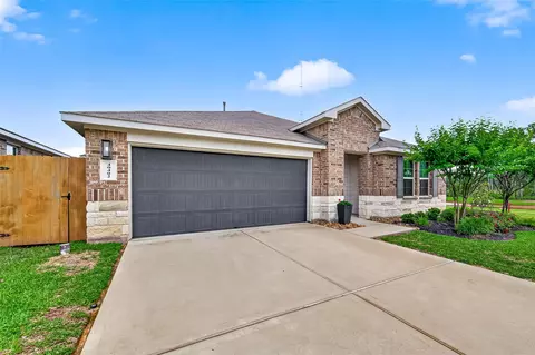 40402 Red Poppy Ln, Magnolia, TX 77354